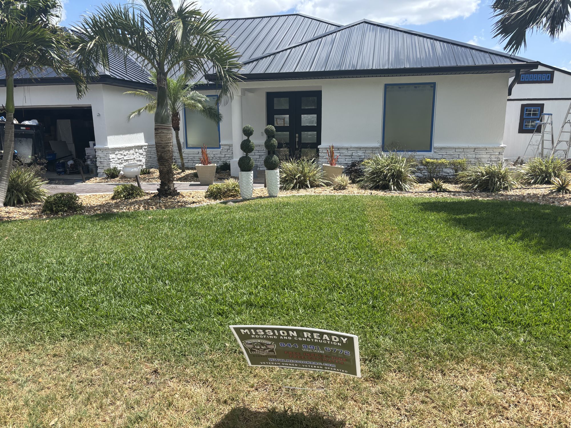 Standing seam metal roof on a modern Florida home